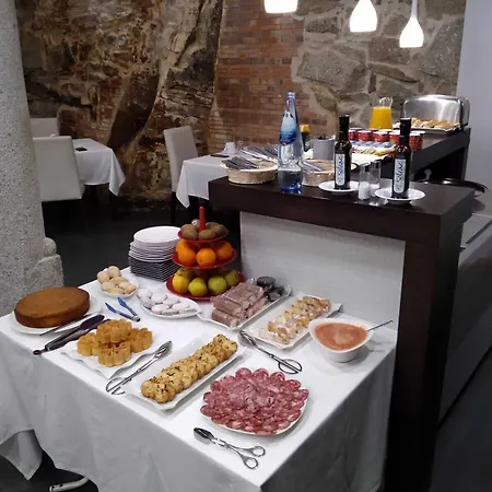 Miranda 4* ميراندا ديل كاستانيار