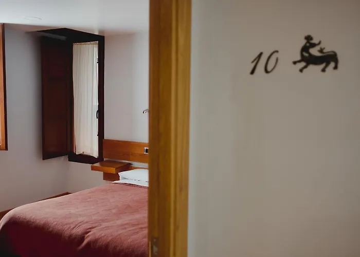 Miranda ميراندا ديل كاستانيار